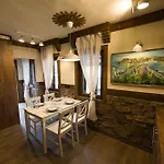 Nea Mesemvria Boutique נסבר